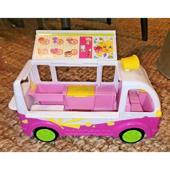 Shopkins Scoops Ice Cream Truck S3 New, Food Truck Only. Retired toy, Rare find! - Picture 1 of 14